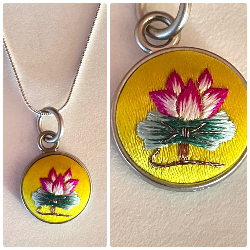 Beautiful necklace silver chain with hand embroidery flower Lotus Anthropologie